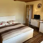 Privat Lenka 3*